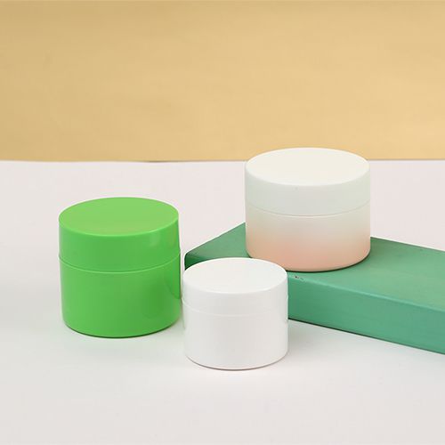 Tarro de PP de color verde, para crema untable.